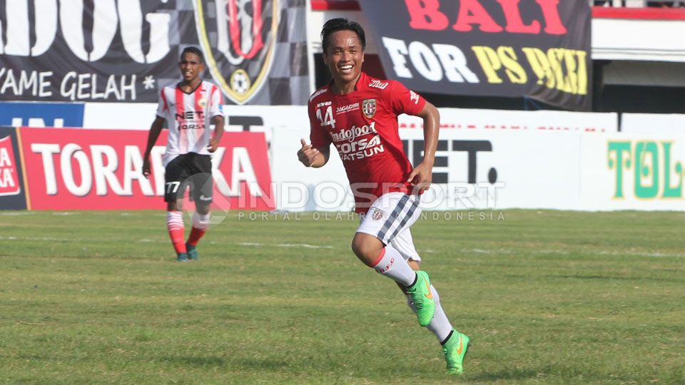 Gelandang Bali United, I Gede Sukadana. Copyright: © Ian Setiawan/INDOSPORT